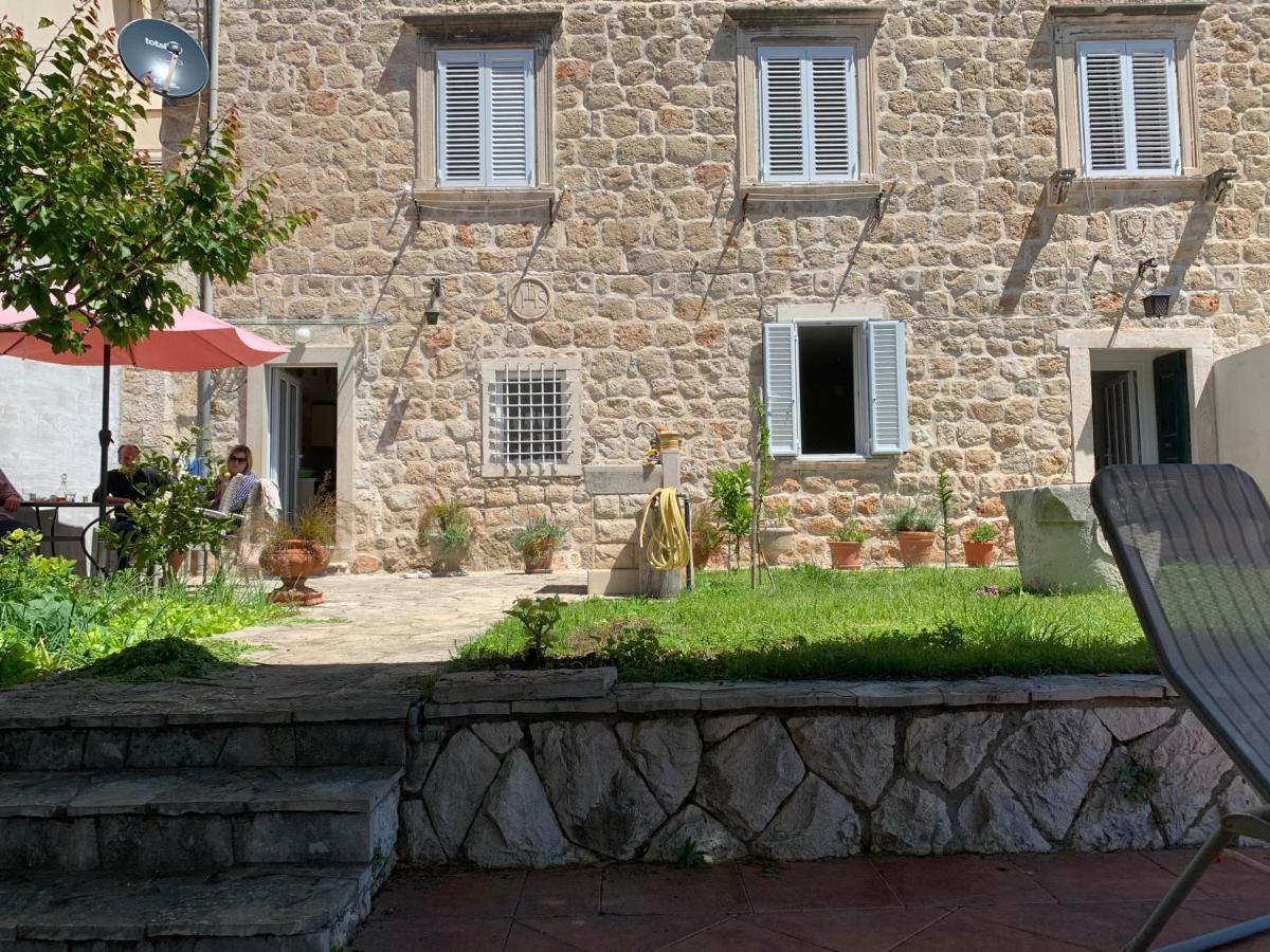 Guest House Libertas 3 Ragusa Esterno foto